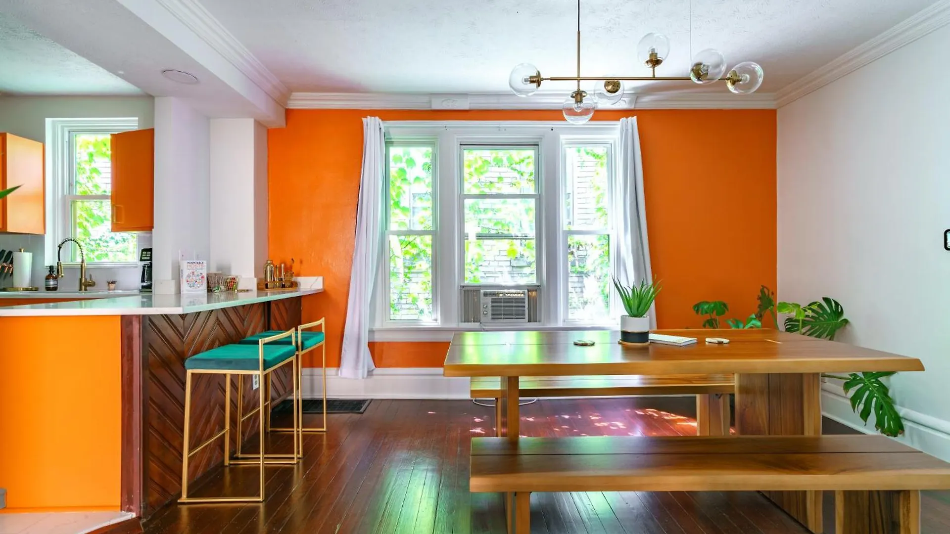 Prime Location Top Rated Clean Parking Free Columbus 0*,  USA